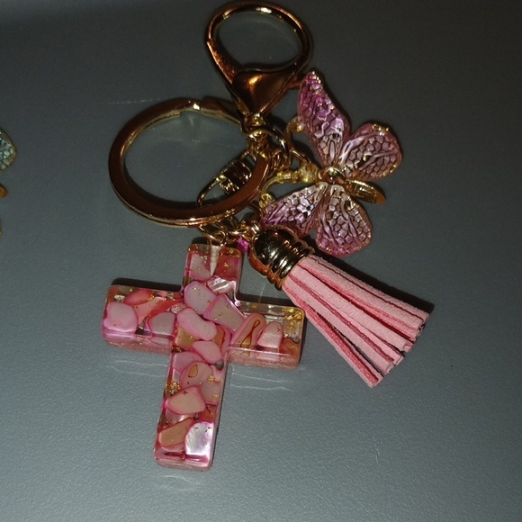 2 Piece Set Cross Keychains with Tassels - Picture 3 of 3